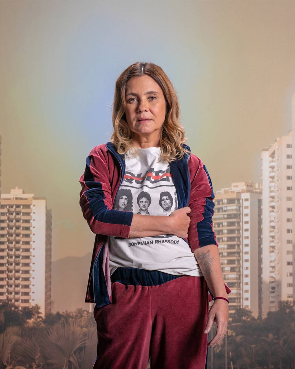 os-outros-2 A atriz Adriana Esteves como Cibele em