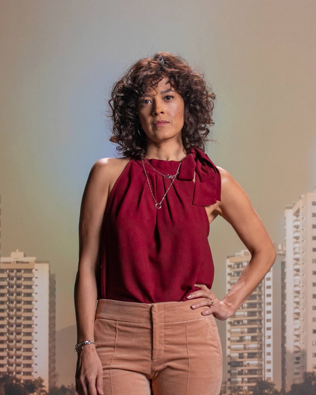 os-outros-3 A atriz Maeve Jinkings como Mila em