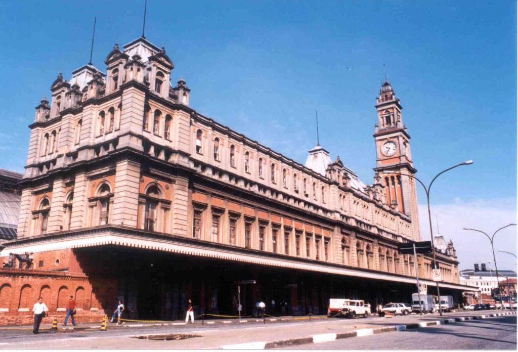 Fachada restaurada do Museu da Língua Portuguesa, no bairro da Estação da Luz